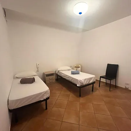 Cuttin's House - Only Teeneger Apartment Gallipoli